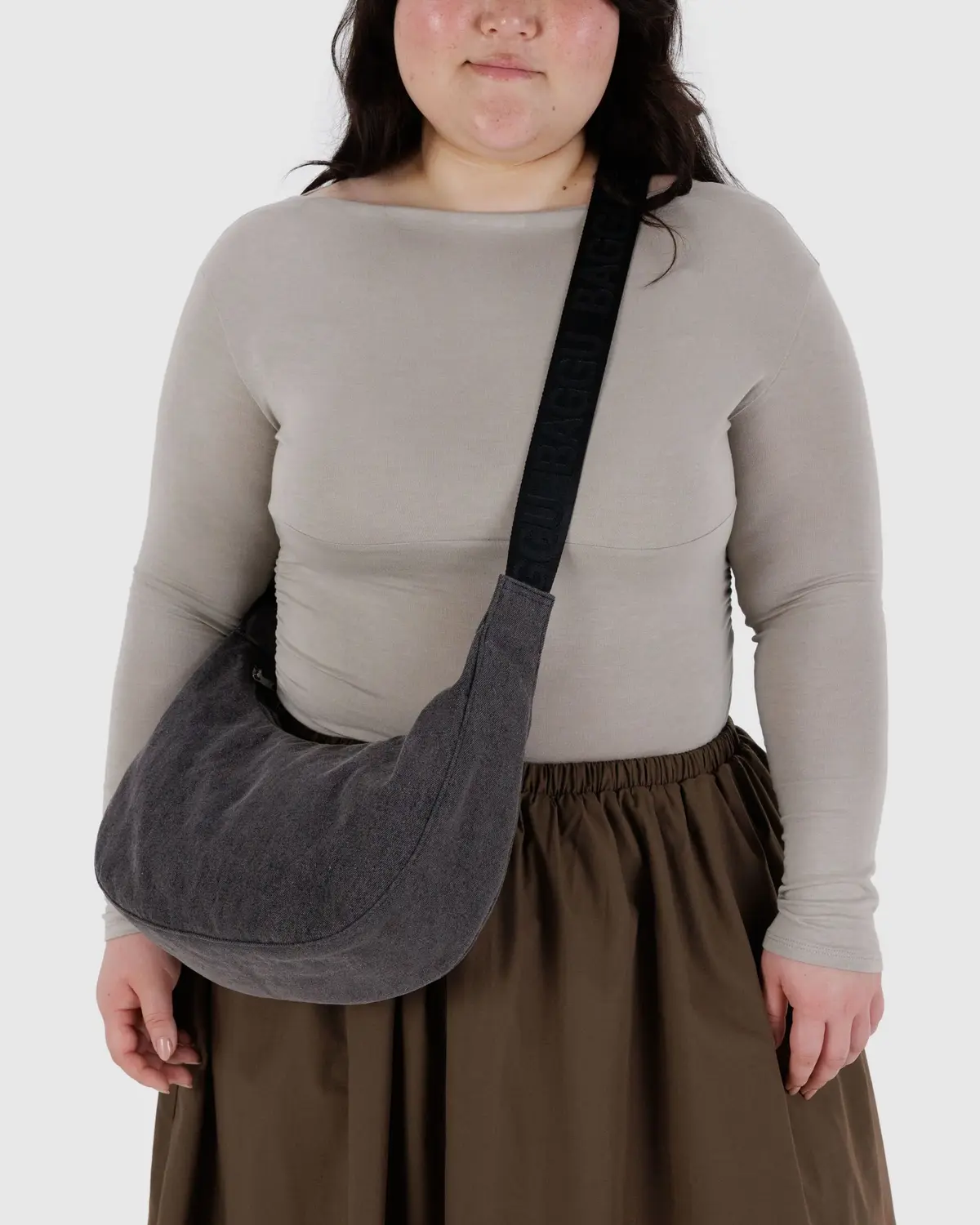 Baggu Denim Crescent Bag - Image 5