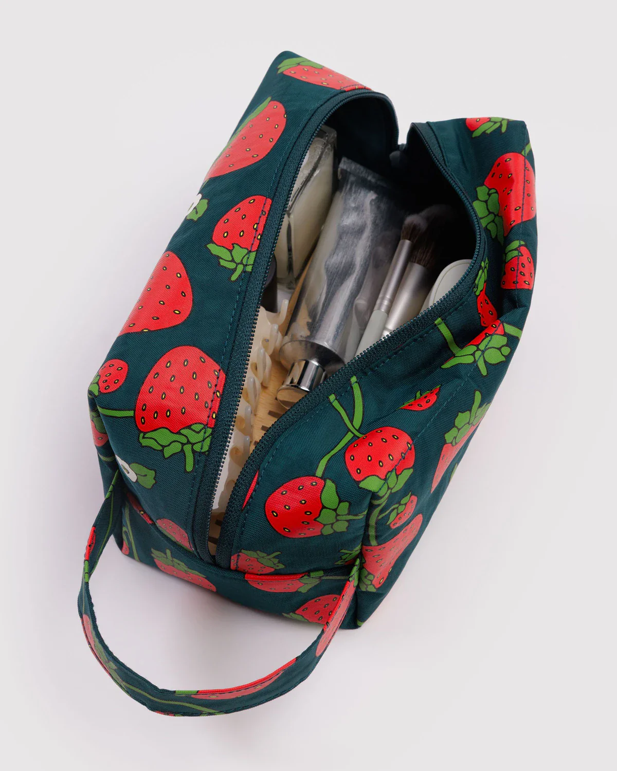 Baggu Dopp Kit - Image 8