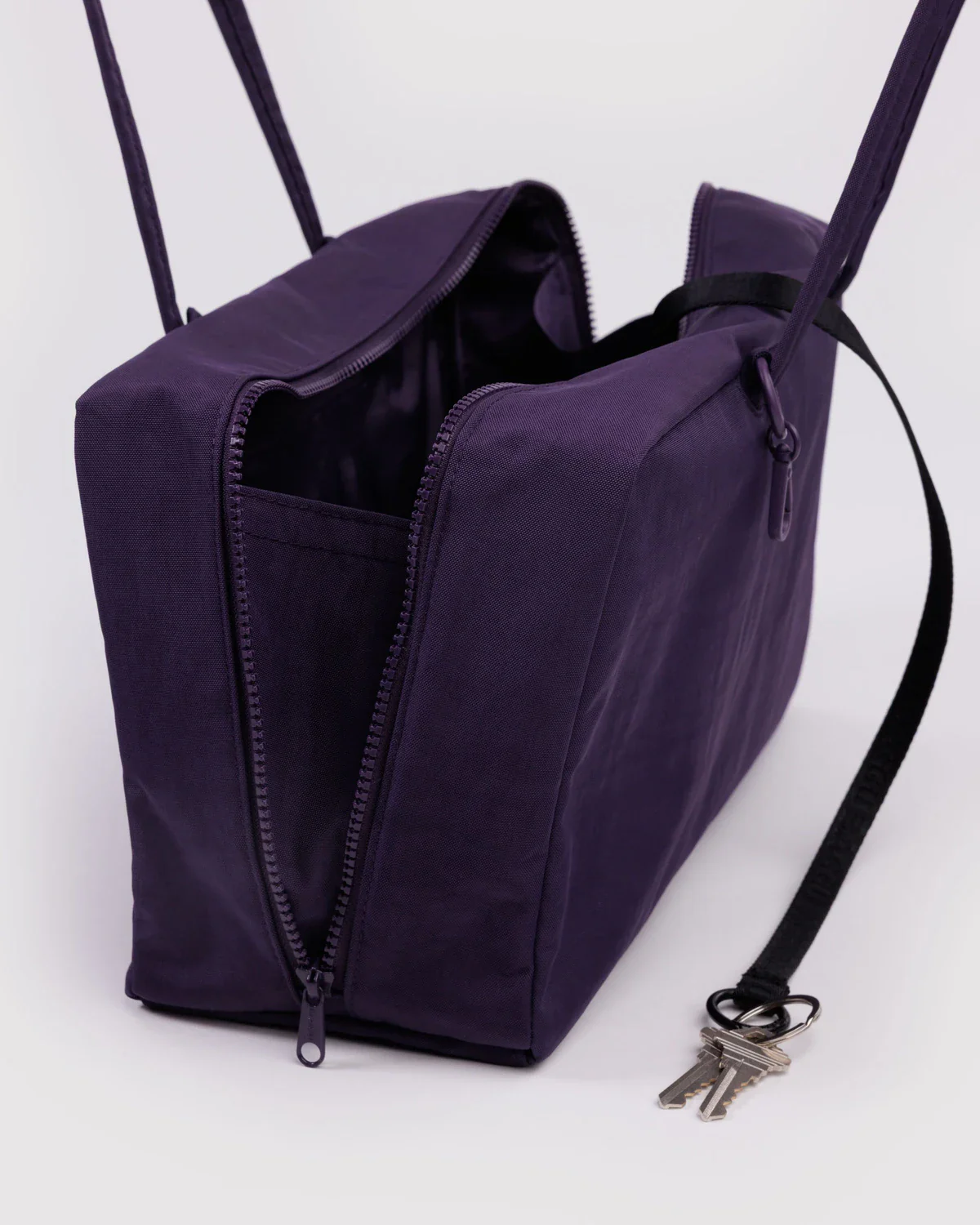 Baggu Medium Nylon Bowler Bag - Image 12