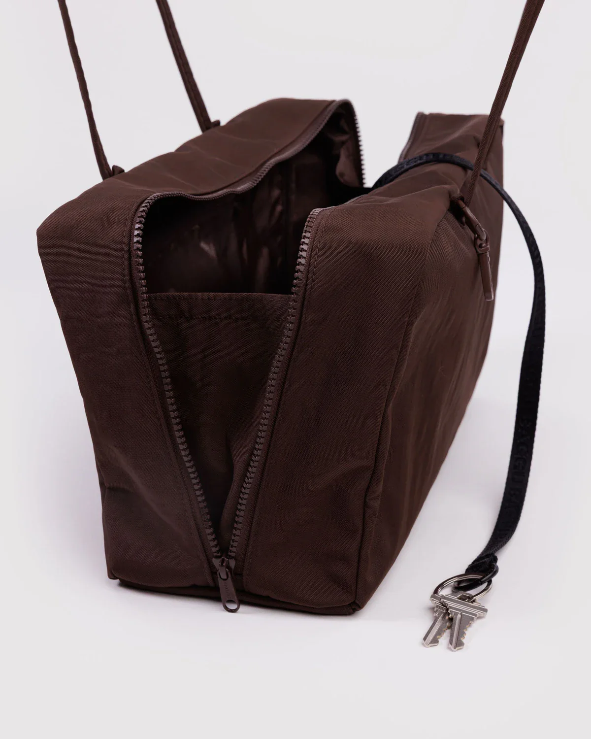 Baggu Medium Nylon Bowler Bag - Image 16