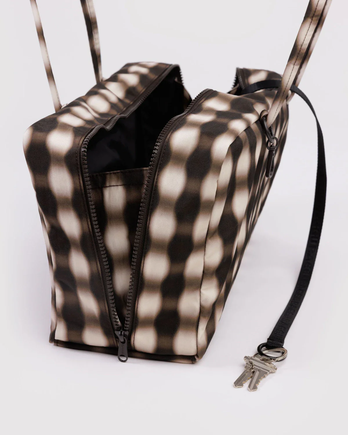 Baggu Medium Nylon Bowler Bag - Image 20
