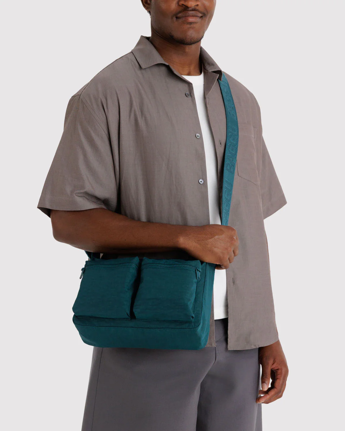 Baggu Medium Cargo Crossbody Bag - Image 4