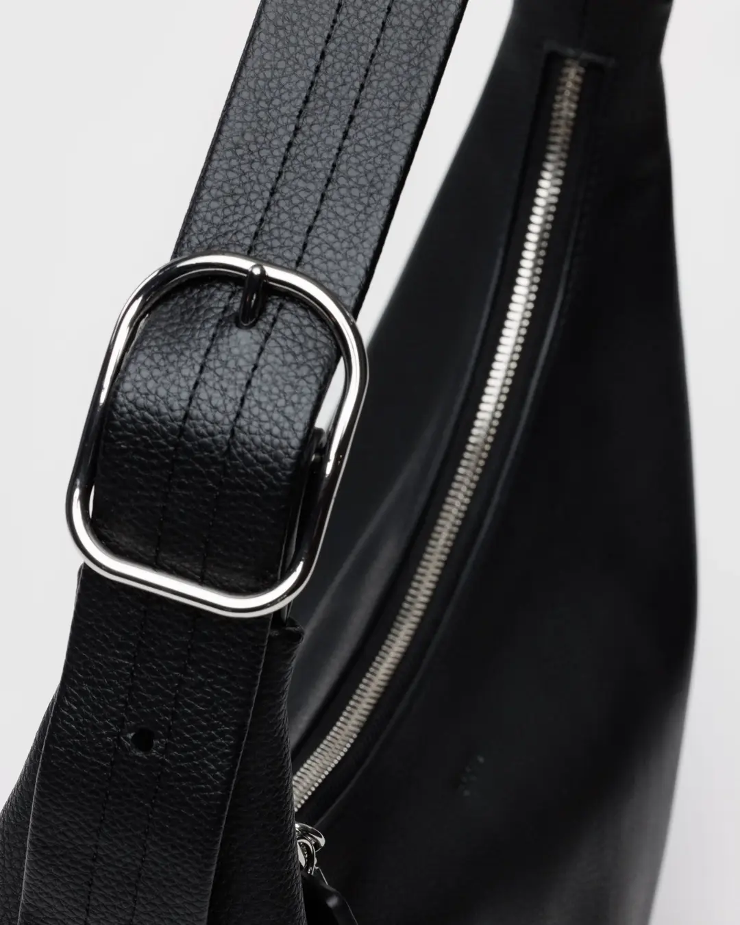 Baggu Recycled Leather Shoulder Bag - Image 8