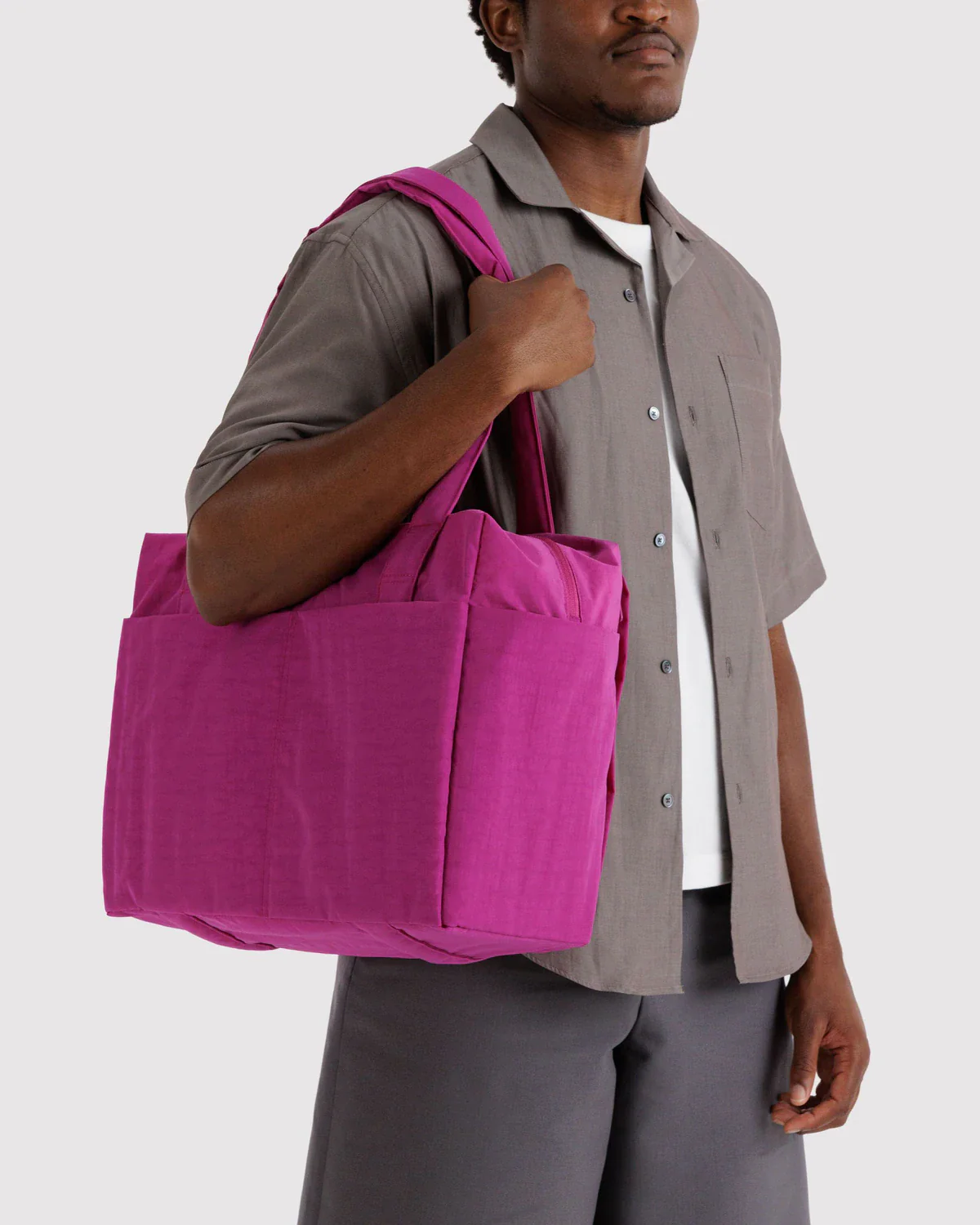 Baggu Small Cloud Carry On Bag - Image 15
