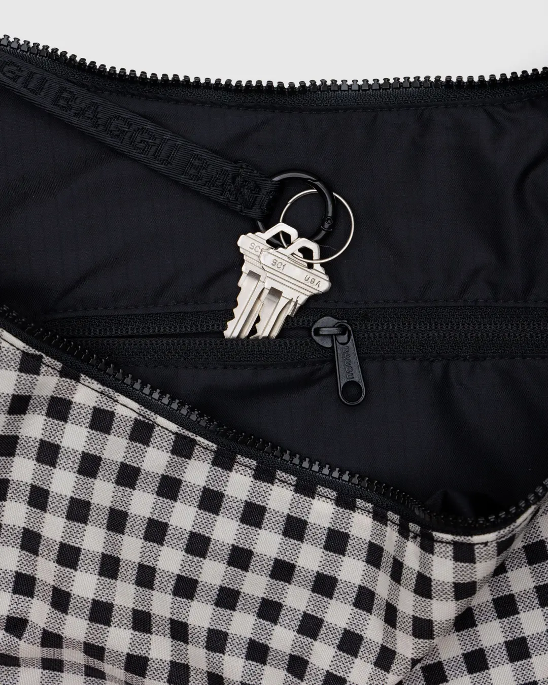 Baggu Large Crescent Bag - Image 17