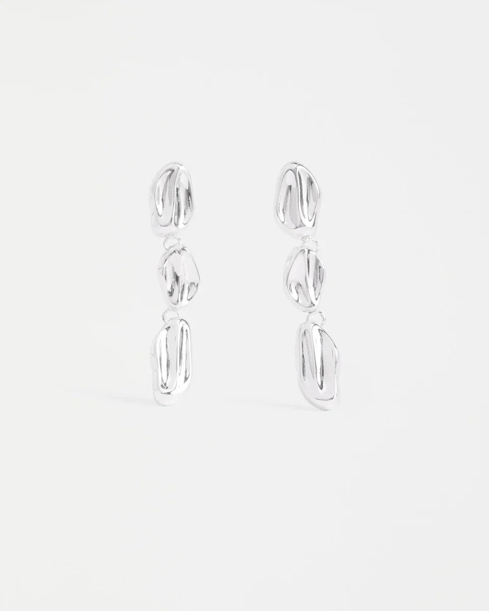 Delaa Drop Earring - Image 3