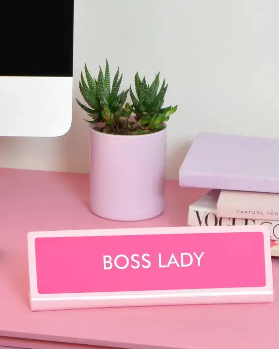 Desk Plate - Image 6