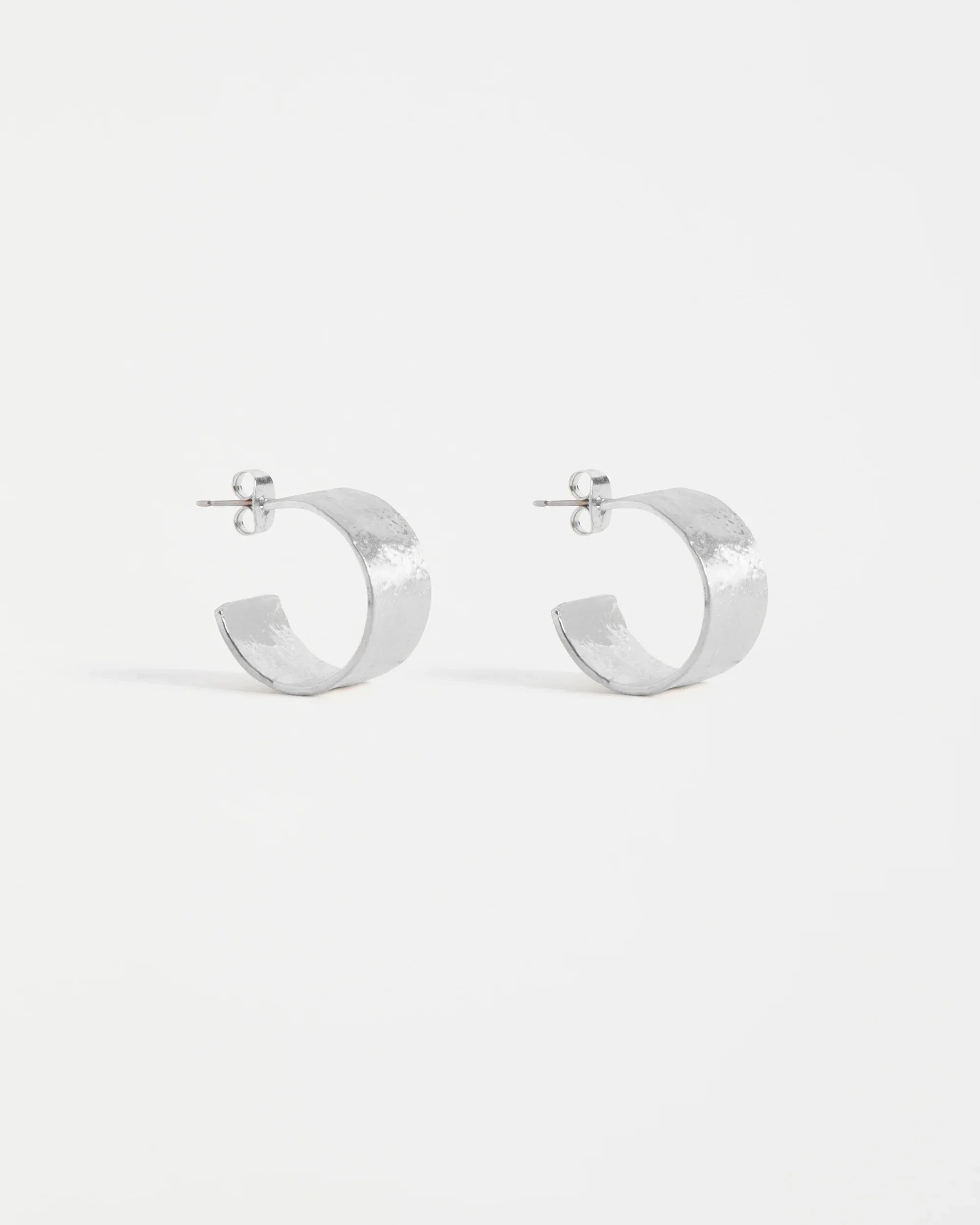 Gild Hoop Earring - Image 4