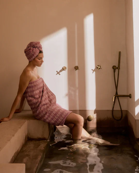 Hommey Pattern Bath Towel - Image 6