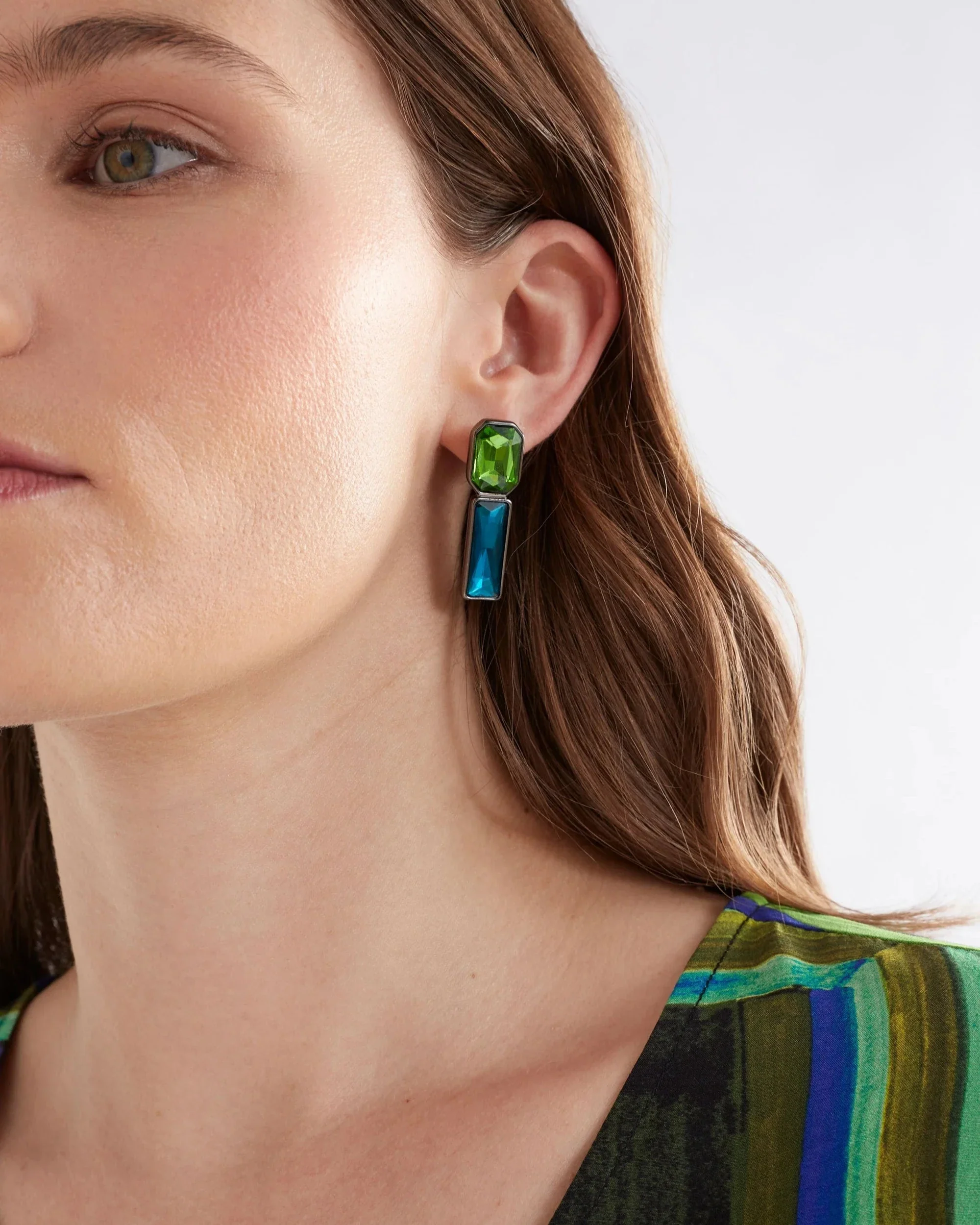 Juvel Small Stud Earring - Image 2