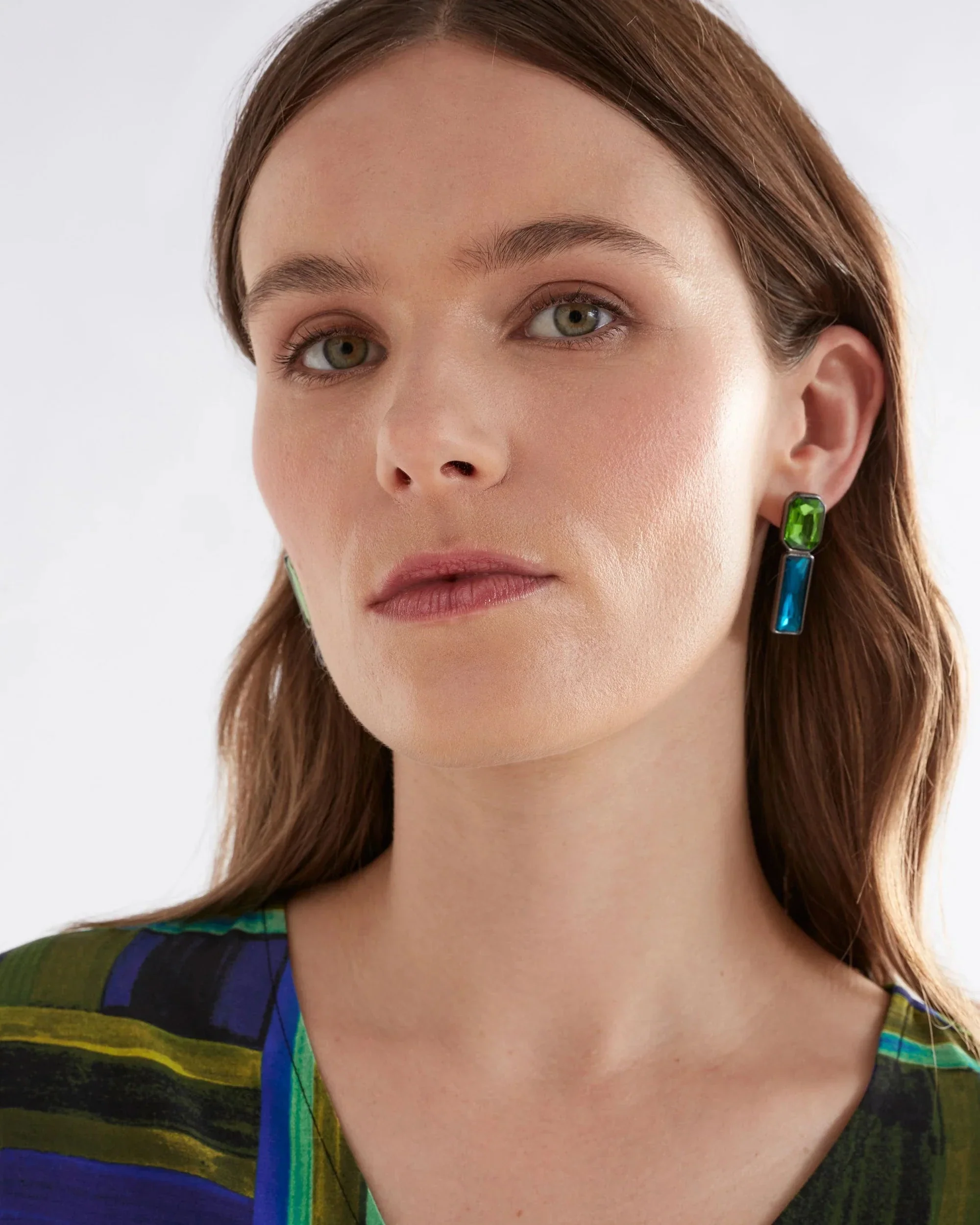 Juvel Small Stud Earring - Image 3