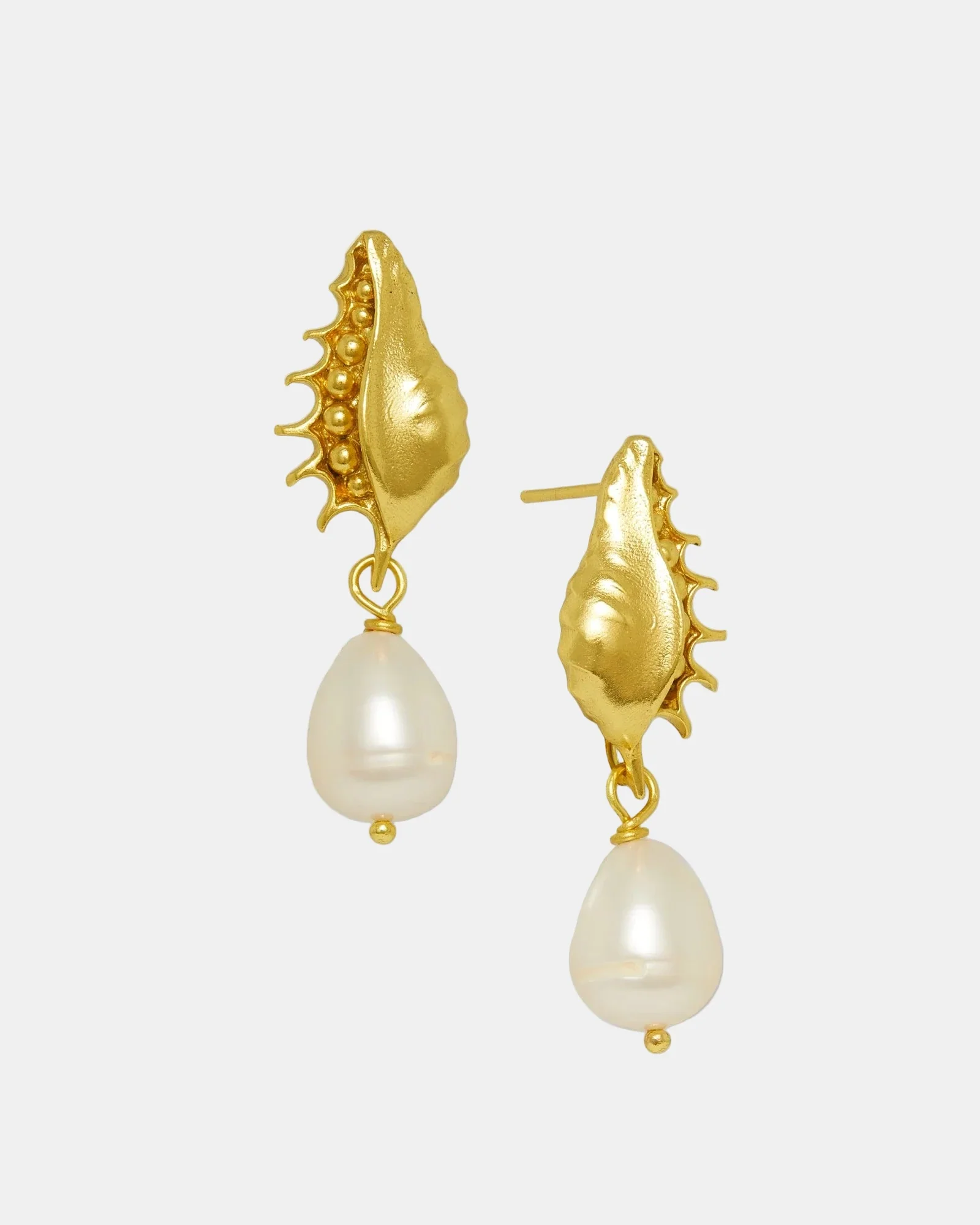 Kai Shell Pearl Drop Stud Earring