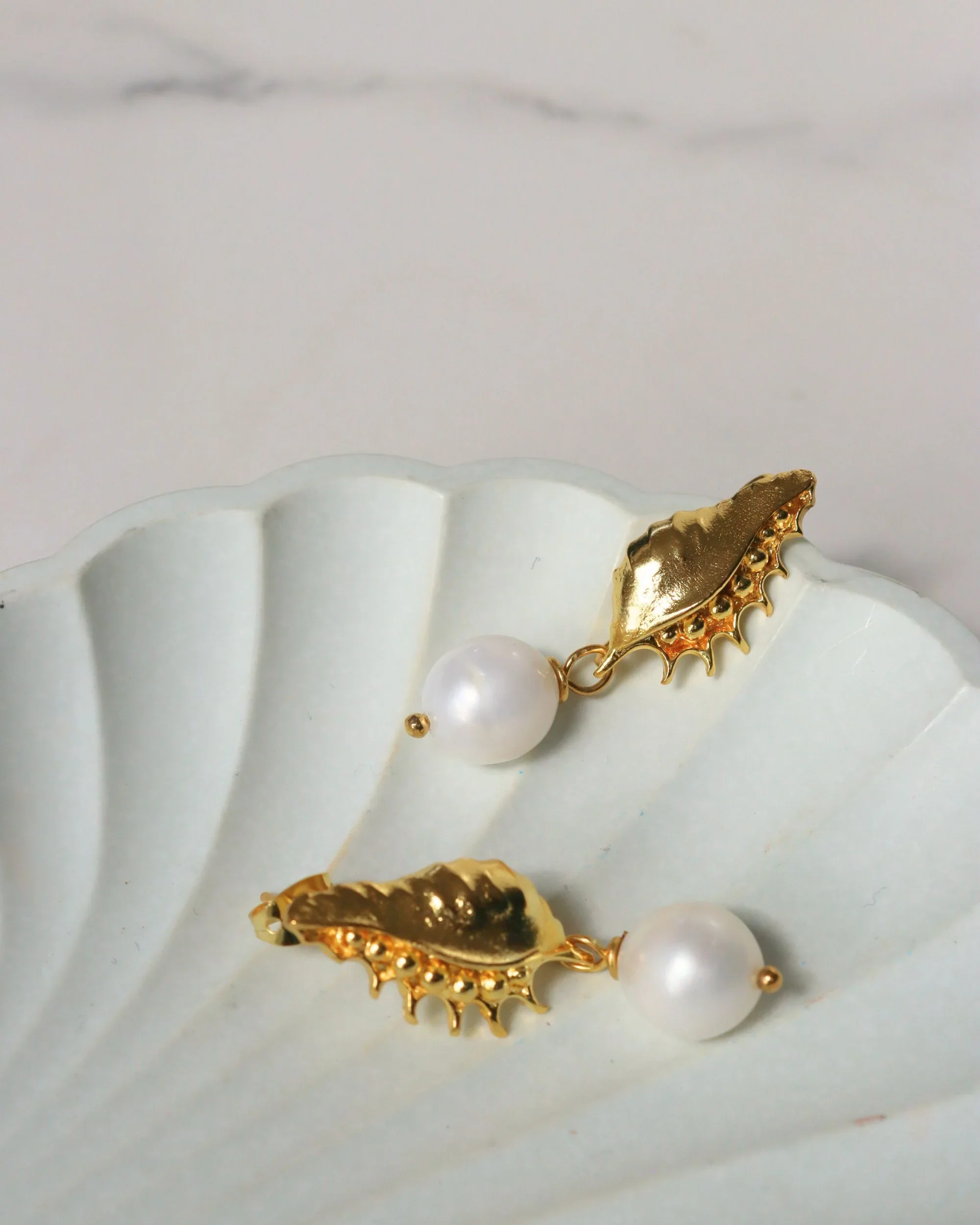 Kai Shell Pearl Drop Stud Earring - Image 3