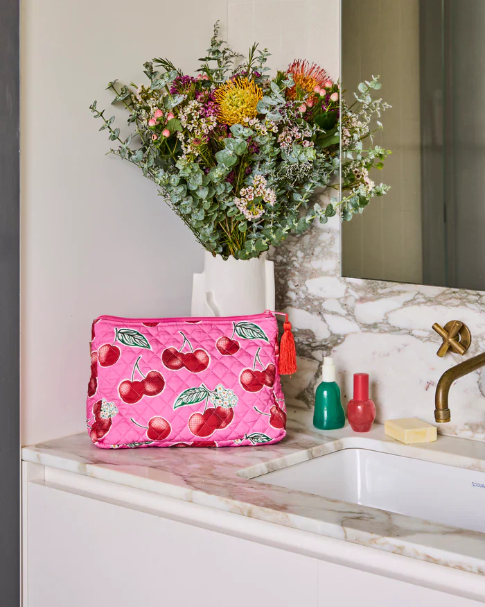 Kip & Co Quilted Toiletry Purse - Image 4