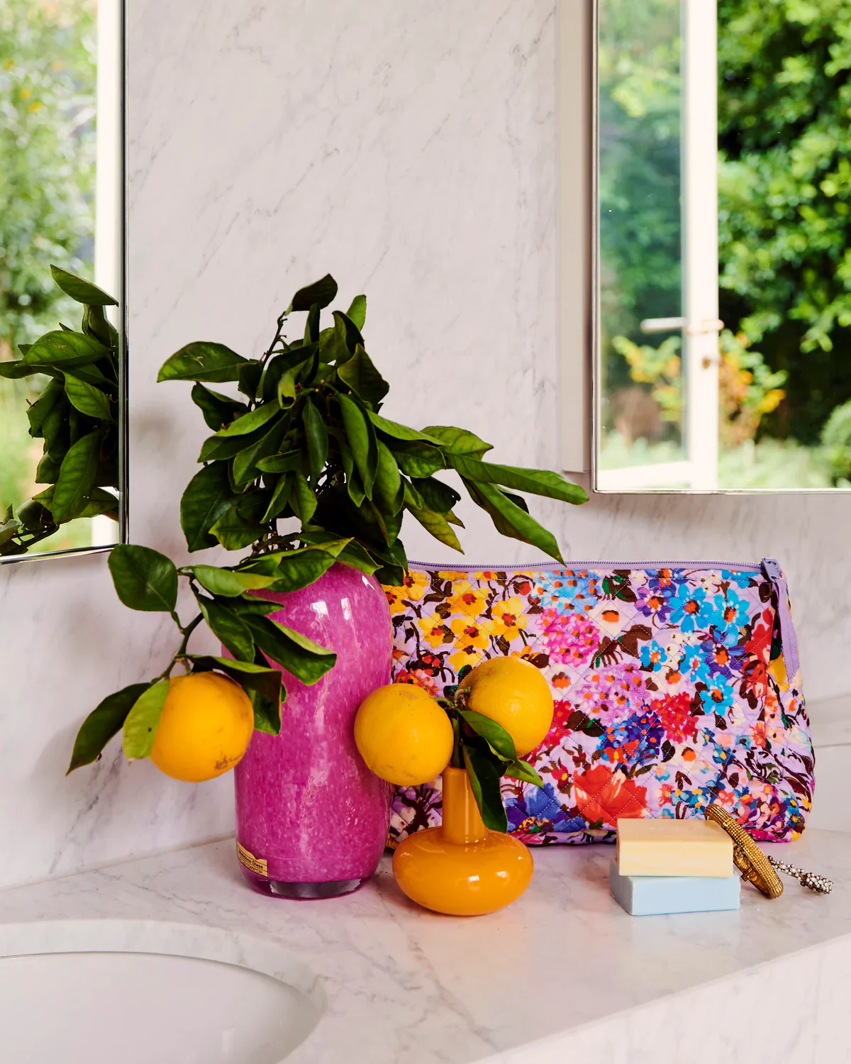 Kip & Co Quilted Toiletry Purse - Image 8