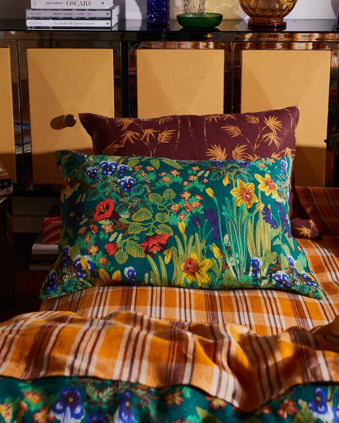 Sage X Clare Linen Pillowcase Set - Image 5