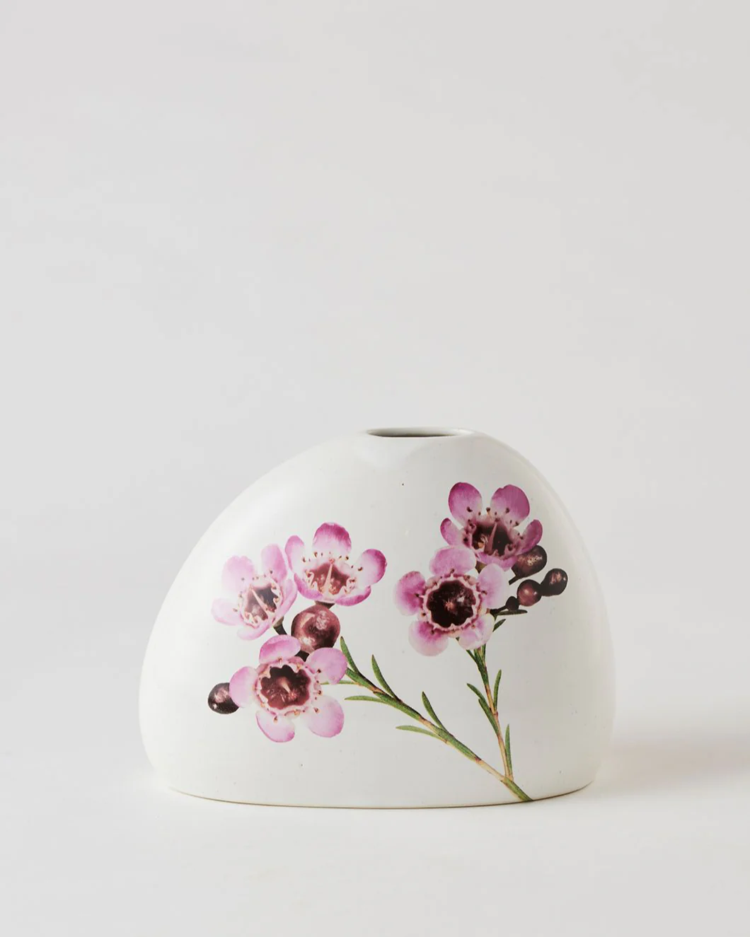 Angus & Celeste Macro Botanics Vase - Image 7