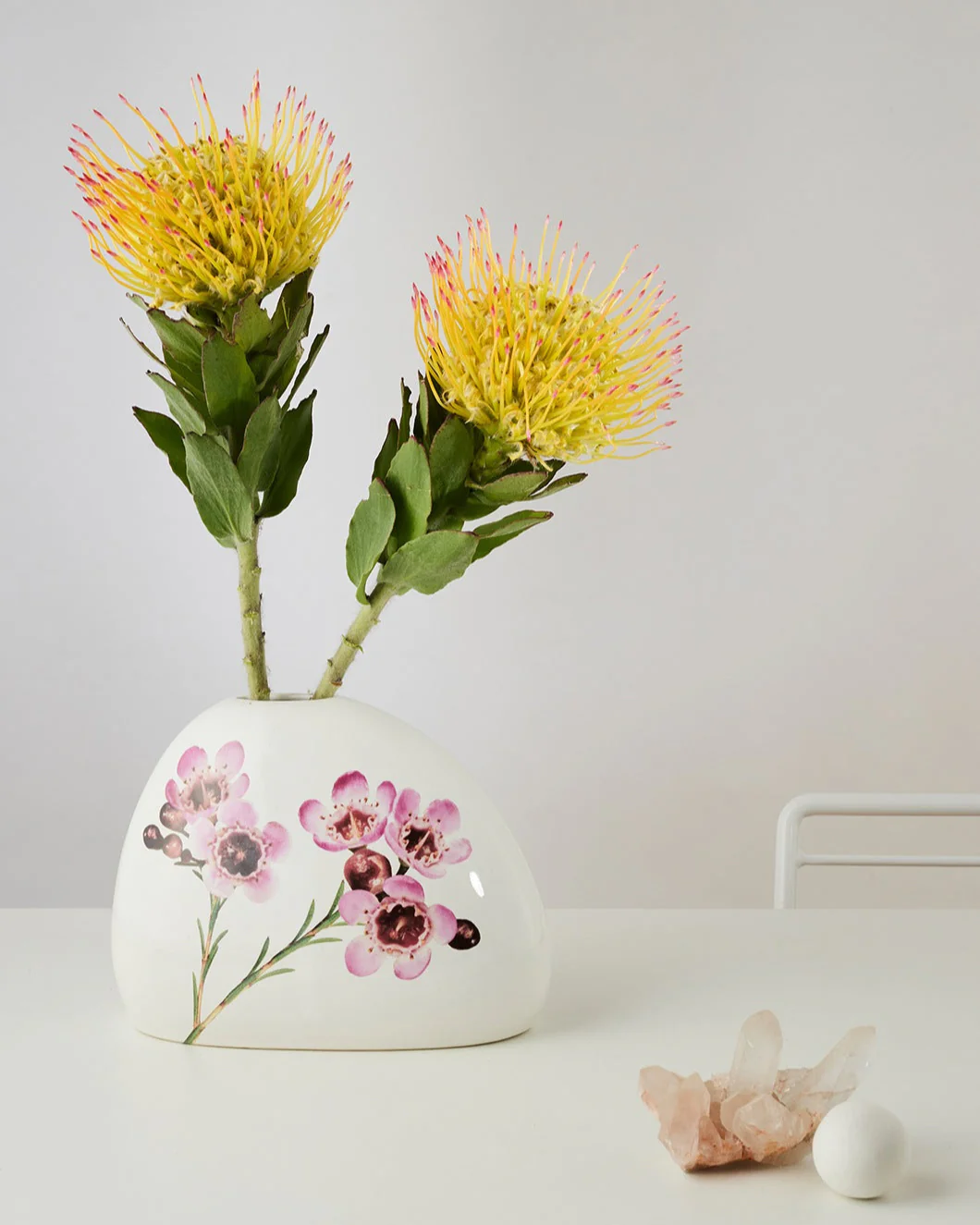 Angus & Celeste Macro Botanics Vase - Image 9