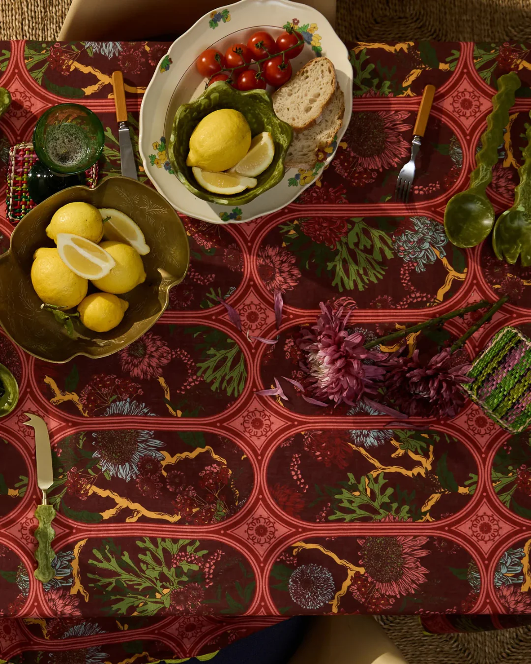 Naia Linen Tablecloth / 160x240cm - Image 3