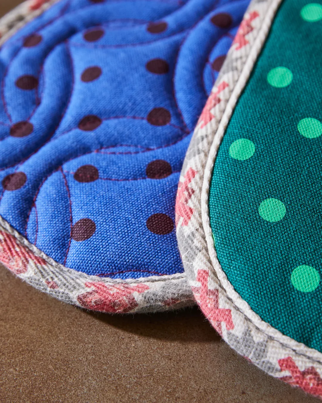Sage X Clare Double Oven Mitt - Image 3