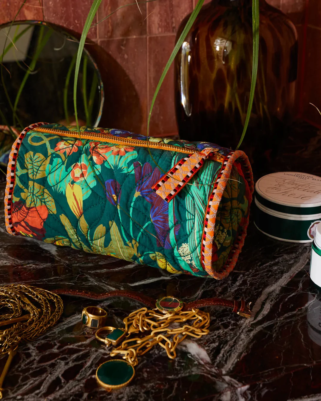 Sage X Clare Makeup Bag - Image 4