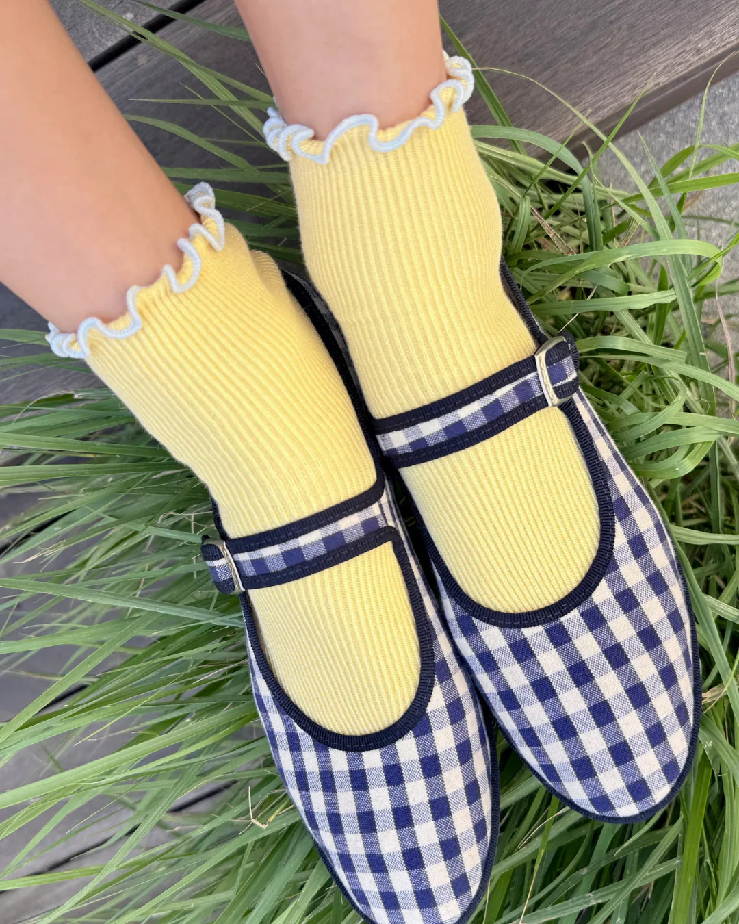 The Petite Ruffled Socks